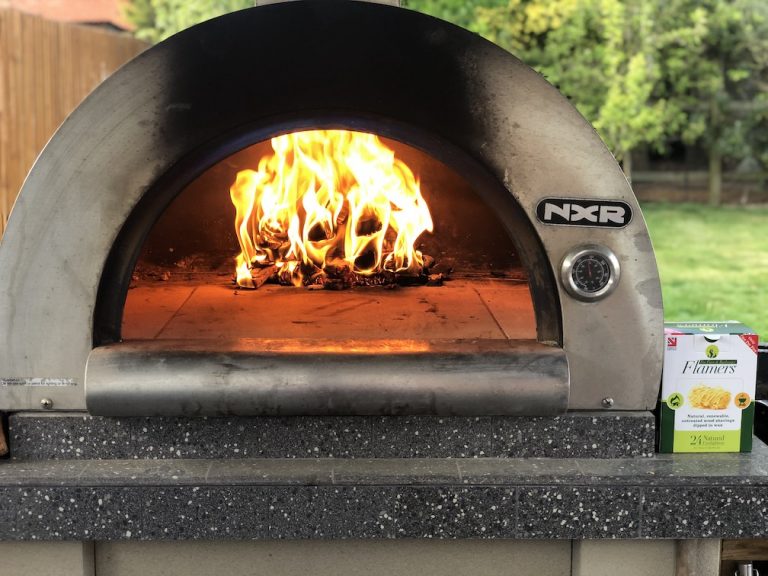 Perfect Pizza Oven Wood.. Kiln Dried Birch Logs **THE BEST for Pizza